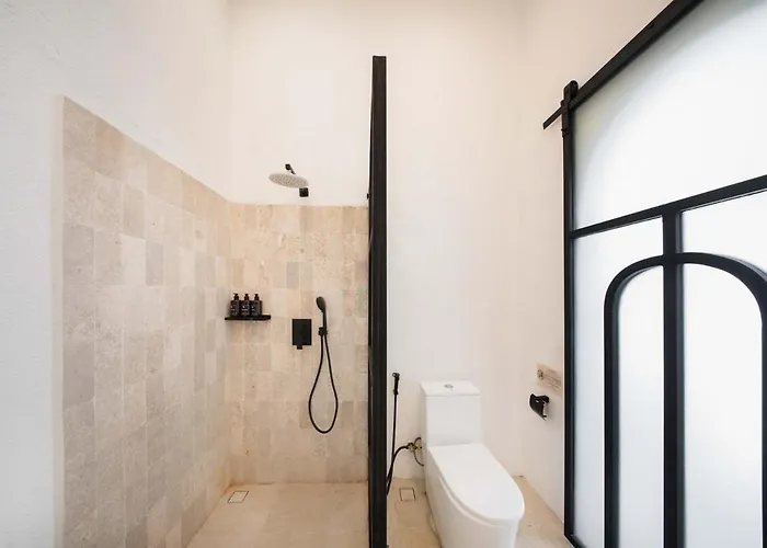 Ellure Ivory - Spacious 3br In Bukit Jimbaran