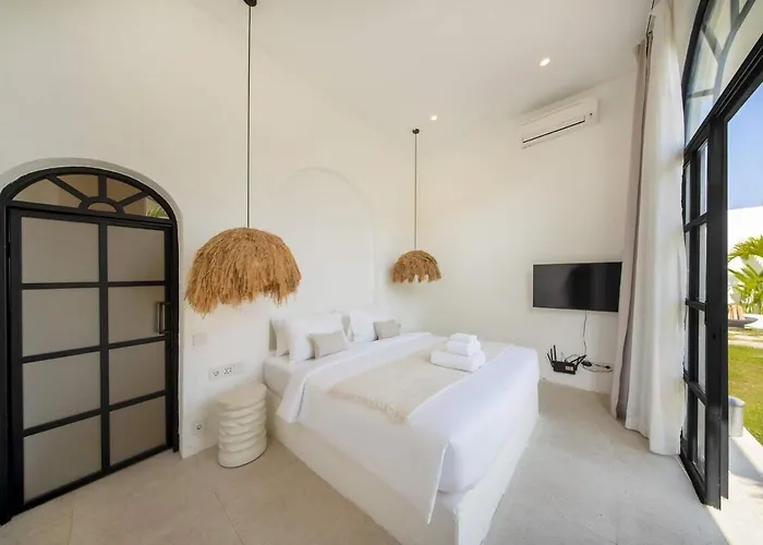 Ellure Ivory - Spacious 3br In Bukit Jimbaran